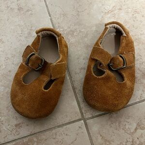 Brown Suede baby shoes size 19/12